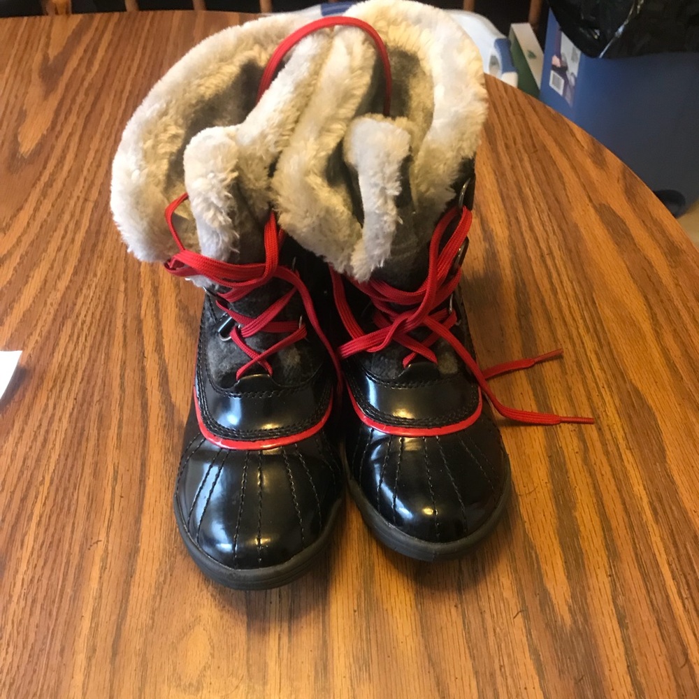 Anne Klein Black with Red Snow Boots